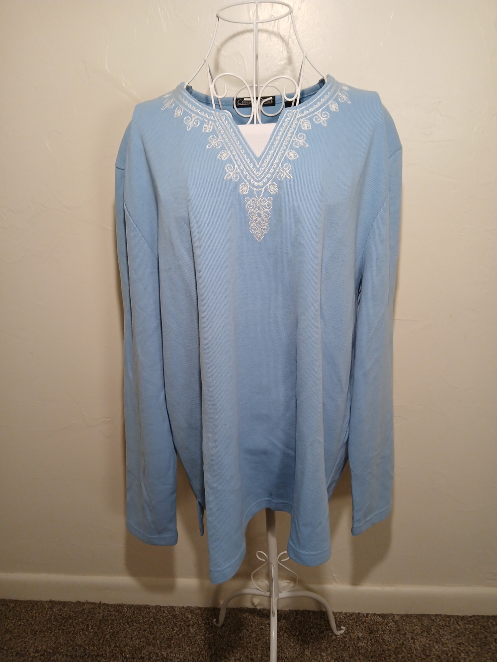 Cottage Street Women's 2X Light Blue Long Sleeve Stretch Knit Top